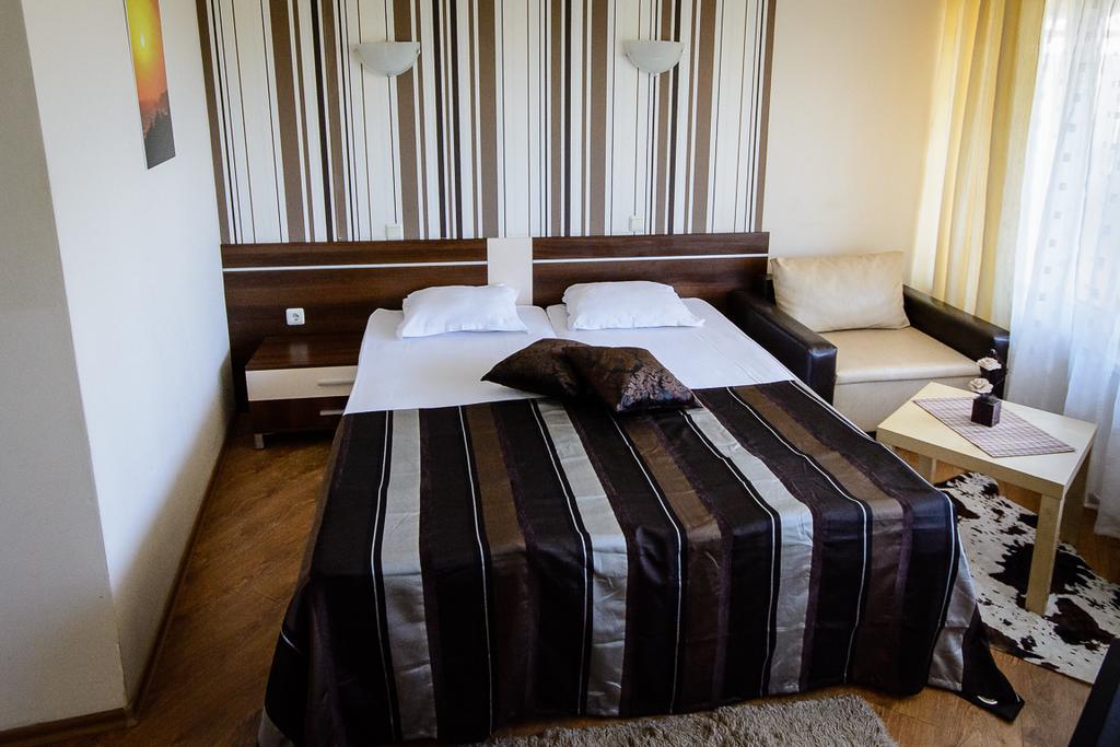 Sunrise Hotel 4*